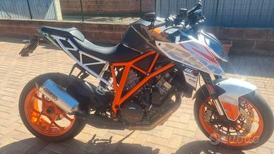 Ktm superduke 1290 r  2019  perfetta 