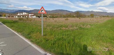 Terreno Agricolo di 2.466 mq a Povoletto