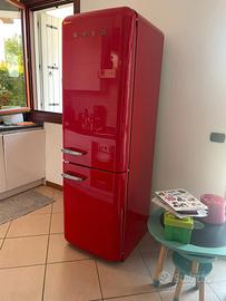 Frigorifero Smeg FAB 32 rosso