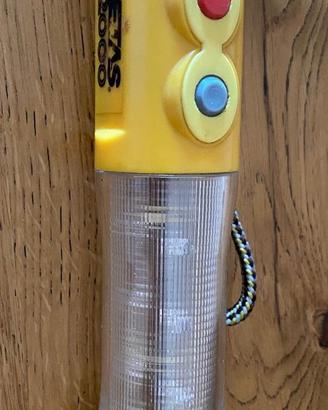 Torcia lampada auto portatile emergenza