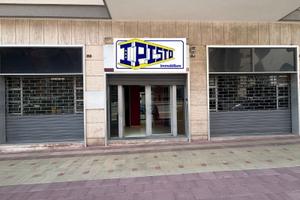 Locale mq 100 Via dante