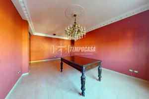 APPARTAMENTO CON 3 CAMERE ZONA FALERIENSE !!