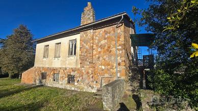 Casale a Castel Viscardo