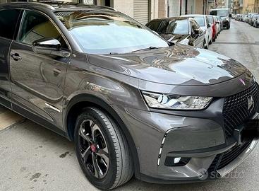 DS Automobiles DS7 crossback Performance Line