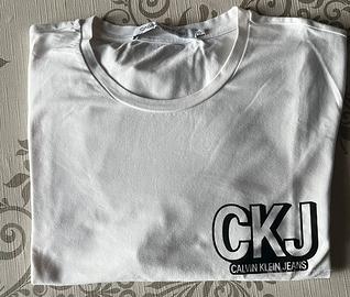 T-shirt Calvin klein