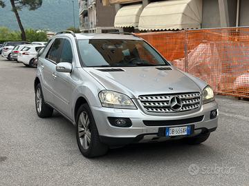 MERCEDES Classe M ML 320