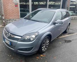 OPEL Astra 1.6 16V GPL-TECH Station Wagon Enjoy