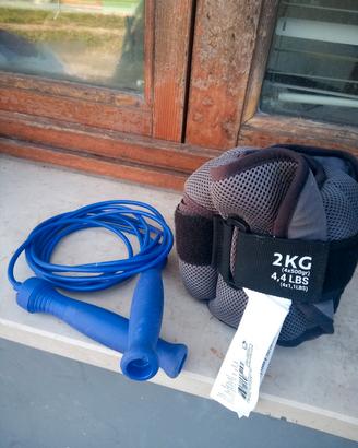 Cavigliere e corda per fitness