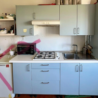 Cucina + tavolo + 6 sedie + mensola