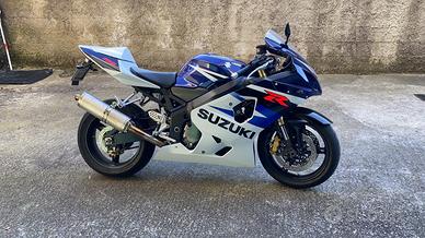 Suzuki gsx r 750 k4