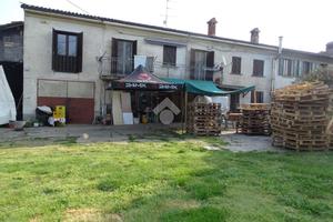 CASA INDIPENDENTE A MIRABELLO MONFERRATO