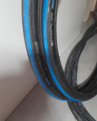 24"n.2 pneumatici + n.2 camera per sedia a rotelle