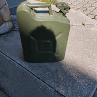 tanica benzina in ferro 10 litri verdi