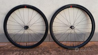 Ruote Fulcrum Racing 5 DB + copert. Pirelli P Zero