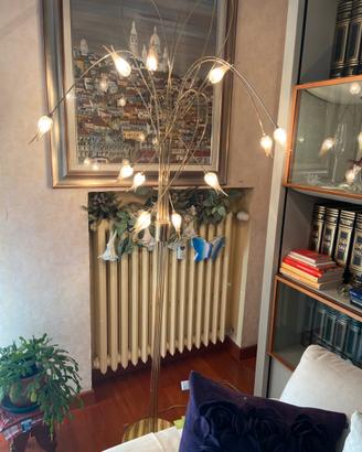 Lampada da terra in ottone