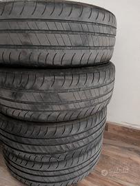 Gomme estive Bridgestone  205/50 R19 