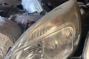 FARO ANTERIORE SINISTRO OPEL MERIVA ANNO:2013