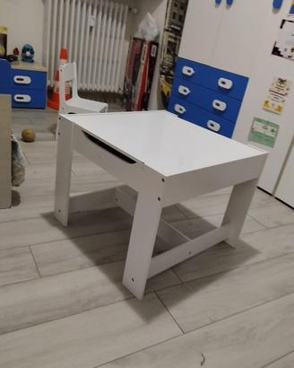Tavolino con sedie