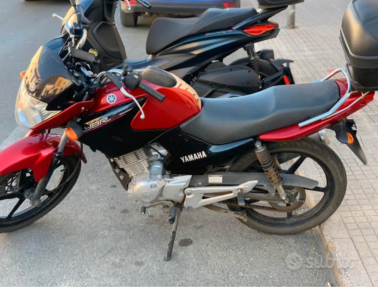 Yamaha YBR 125 Moto e Scooter In vendita a Livorno