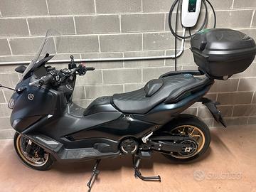 Yamaha Tmax 560 Tech max 2022