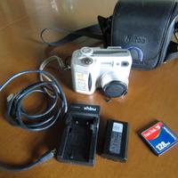 Nikon coolpix 885