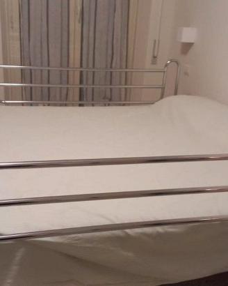 Sponde letto di contenimento