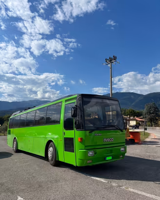 CAMPER ex AUTOBUS omologato 7 posti arredato