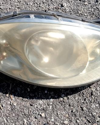 faro Mercedes 