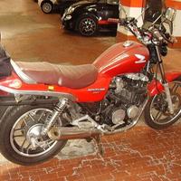 Honda NIGHT HAWK 650