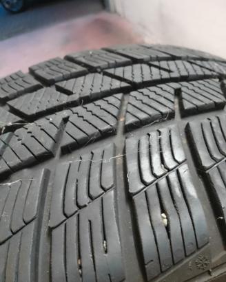 2 gomme Barum Polaris 5 215/45/18 quasi nuove