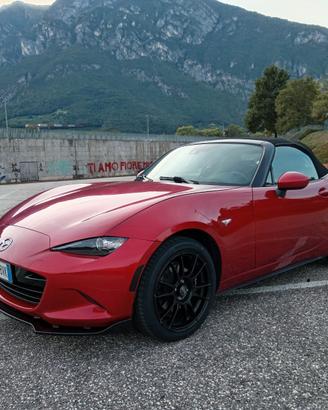 Mazda MX-5 ND 2.0 Skyactiv-G Sport (160 CV)