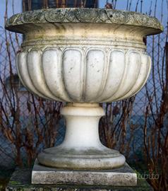 Grande vaso classico in marmo bianco, inizio 1900