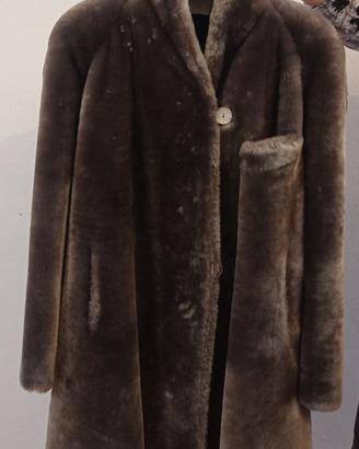 Cappotto montone rovesciato grigio sartoriale