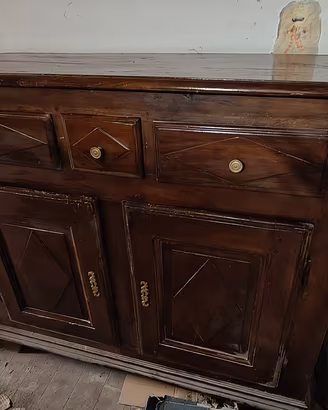 Credenza