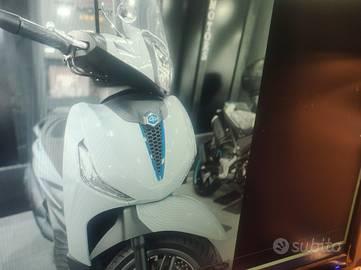 Piaggio Beverly 400