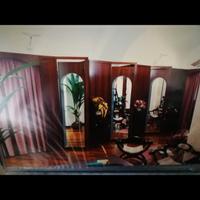 Box con scaffali divisibili e modulabili  in legno