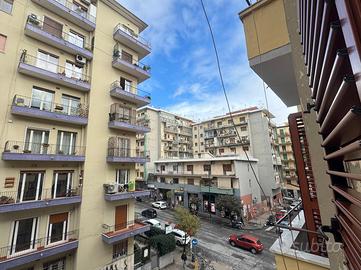 3 Vani + Cantina Piazza Arenella abitabile