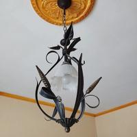 Lampadario vintage in ferro battuto