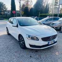 Volvo V60 Geartronic Dynamic Edition N1 5 posti