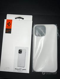 Cover, marca: spigen NUOVA, per iPhone 13 Pro max.