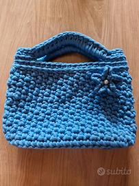 Borsetta fatta a mano