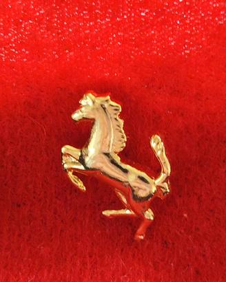 Spilla da giacca CAVALLINO RAMPANTE - UNISEX