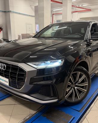 Audi Q8 50 TDI 286 CV quattro tiptronic S-Line