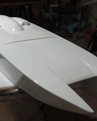 Catamarano RC in carbonio 115 cm