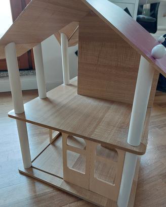 stupenda casa per le bambole in legno 