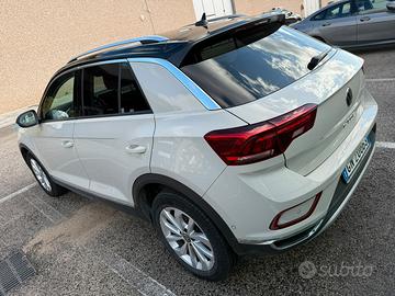 Volkswagen T-ROC 1000