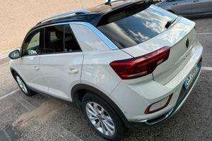 Volkswagen T-ROC 1000