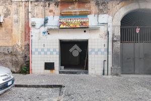 NEGOZIO A SAN GIORGIO A CREMANO
