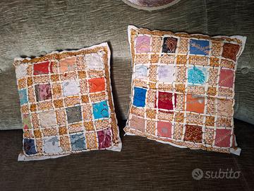 Coppia Cuscini Etnici Patchwork Ricamati