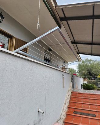 stendibiancheria balcone ringhiera davanzale panni